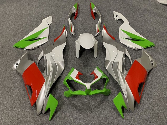 Benutzerdefiniert Rot / Grün & Silber 2019-2023 Kawasaki ZX6R Motorrad Verkleidung