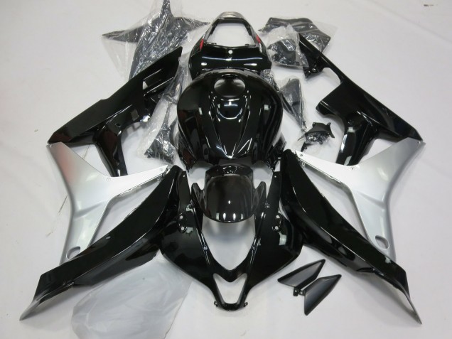 Glänzendes Schwarz & Silber 2007-2008 Honda CBR600RR Motorrad Verkleidung Glänzendes Schwarz & Silber 2007-2008 Honda CBR600RR Motorrad Verkleidung