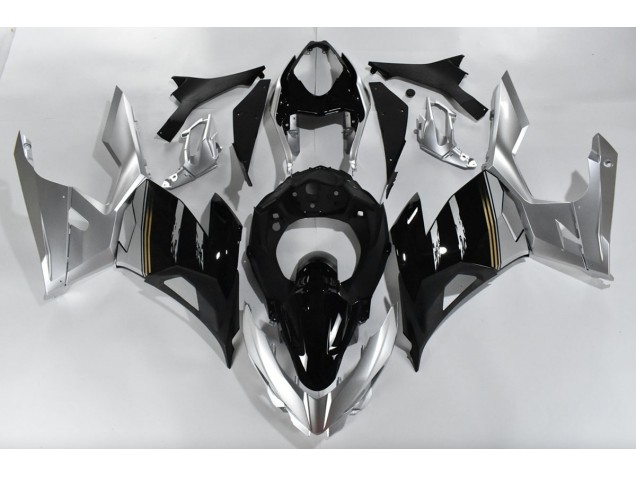 Silber & Schwarz 2018-2023 Kawasaki Ninja 400 Motorrad Verkleidung Silber & Schwarz 2018-2023 Kawasaki Ninja 400 Motorrad Verkleidung